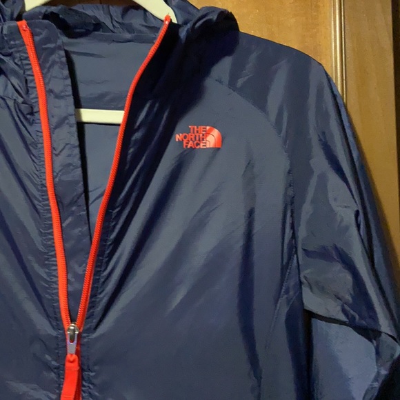 1221 The North Face - Hydrenalite WindBreaker/Rain Jacket - Picture 3 of 9